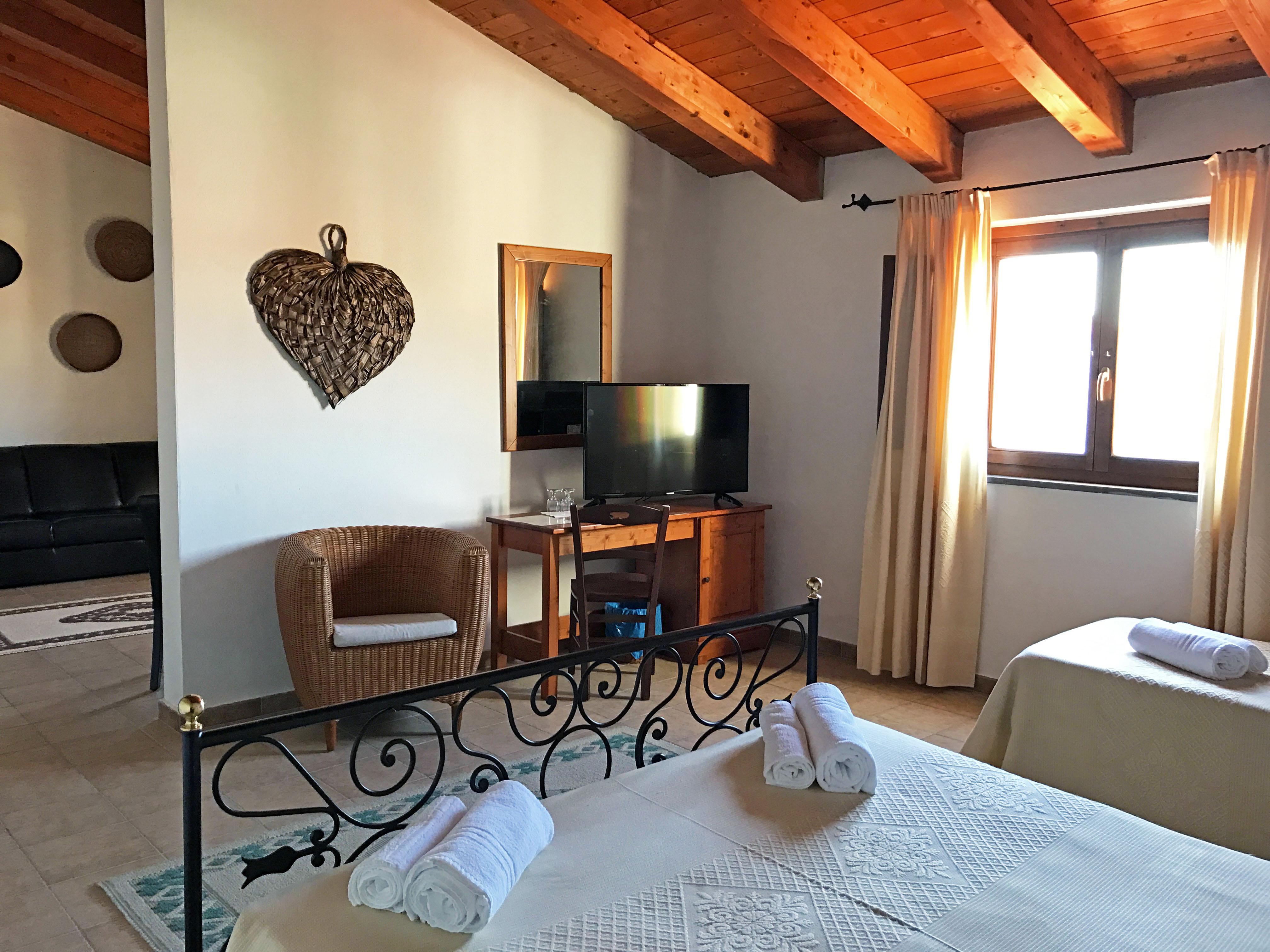 Hotel Su Baione Abbasanta Εξωτερικό φωτογραφία