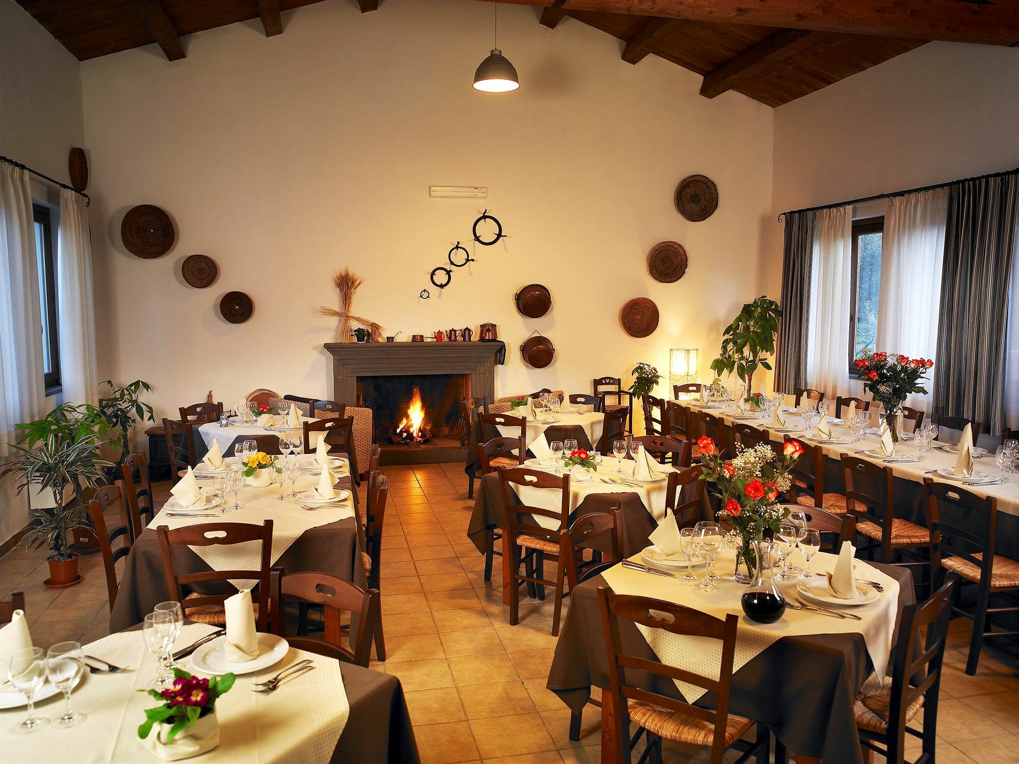 Hotel Su Baione Abbasanta Εξωτερικό φωτογραφία